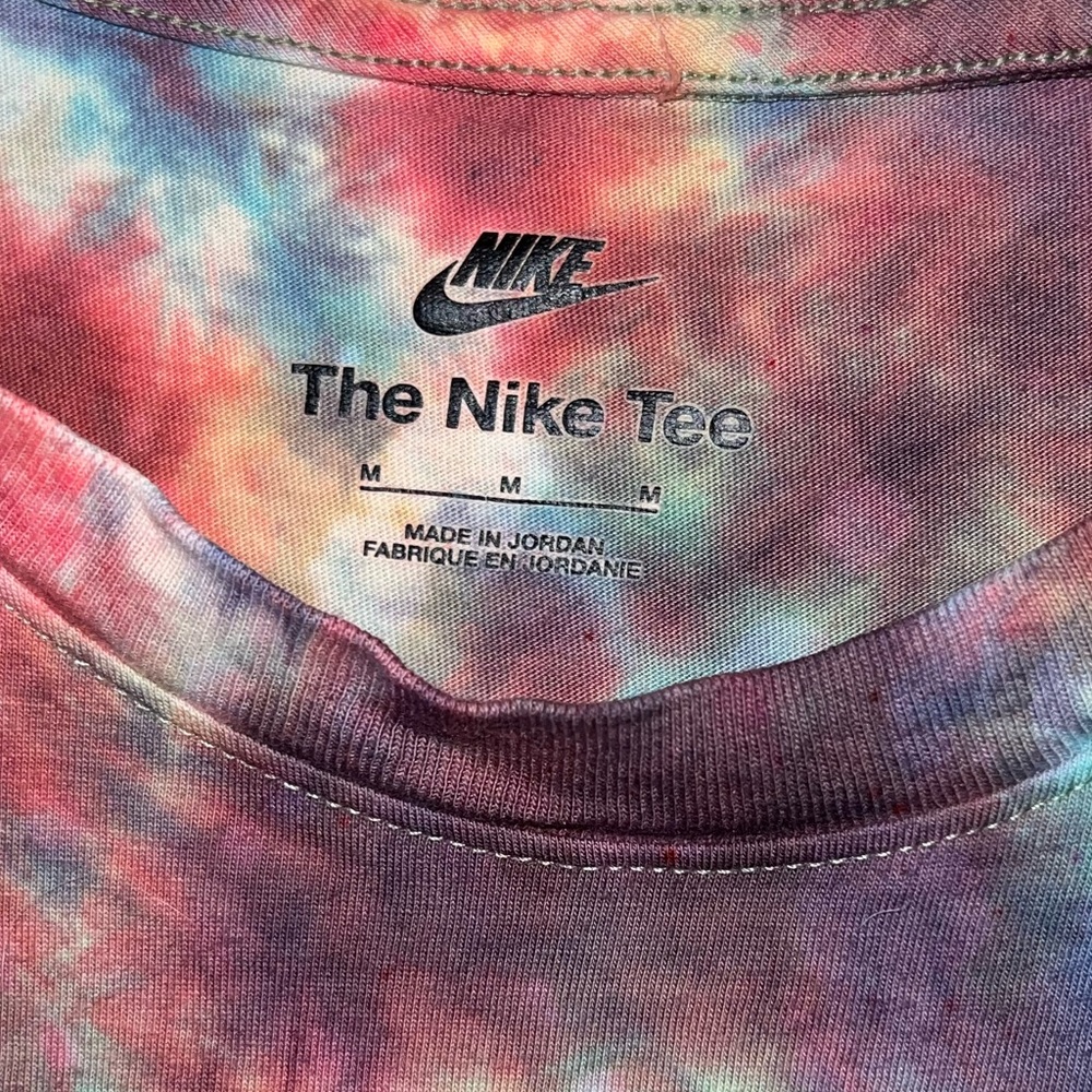 Nike Active Blue Red Multicolor Tie Dye Classic Cotton Short Sleeve Shirt Size M - Picture 11 of 11